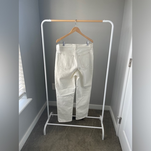 Abercrombie & Fitch 90s Ultra High Rise Jeans - White, Size 14R - Picture 3 of 4